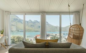 Avisa Villa - 4 Bedroom Villa With Majestic Ocean Views
